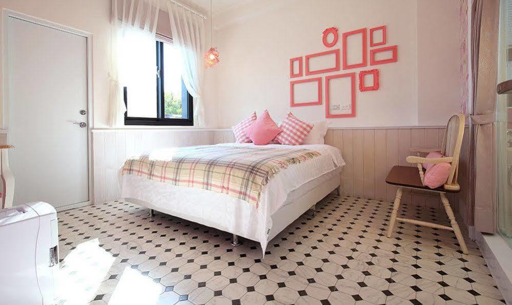 1999 B&B Hualien Extérieur photo